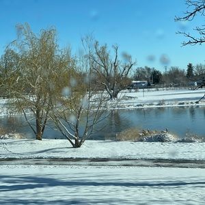 Meet your Posher, Aloma